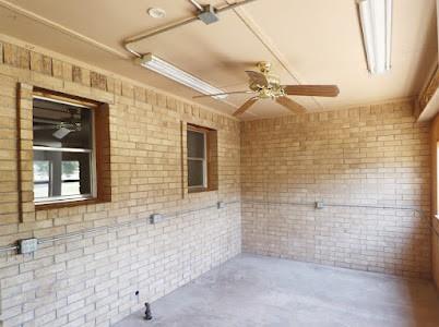 1010 East Reno Road Azle, TX 76020 - Photo 27 of 32