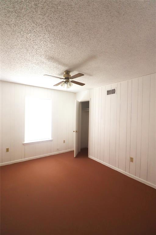 1010 East Reno Road Azle, TX 76020 - Photo 8 of 32