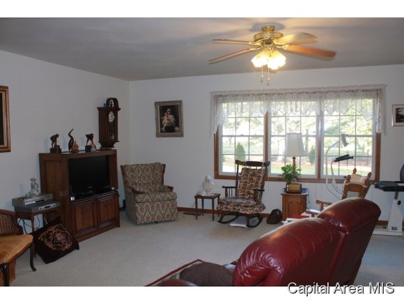 2616 Haverford Road Springfield, IL 62704 - Photo 2 of 16