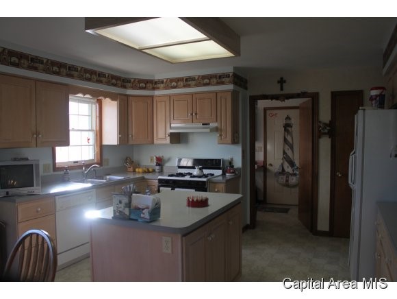 2616 Haverford Road Springfield, IL 62704 - Photo 4 of 16