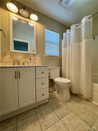 $304,500 | 450 Pevely Heights Drive, Pevely, MO 63070