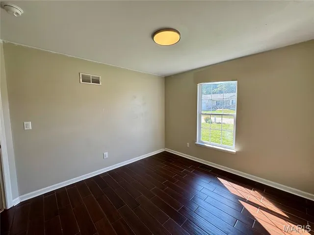 $304,500 | 450 Pevely Heights Drive, Pevely, MO 63070