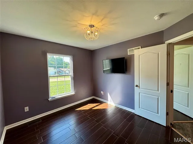 $304,500 | 450 Pevely Heights Drive, Pevely, MO 63070