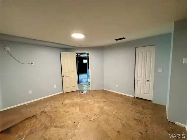 $304,500 | 450 Pevely Heights Drive, Pevely, MO 63070