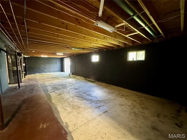 $304,500 | 450 Pevely Heights Drive, Pevely, MO 63070