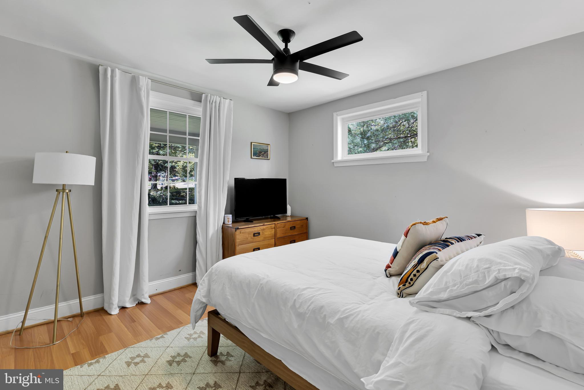 2863 Graham Road Falls Church, VA 22042 - Photo 24 of 35