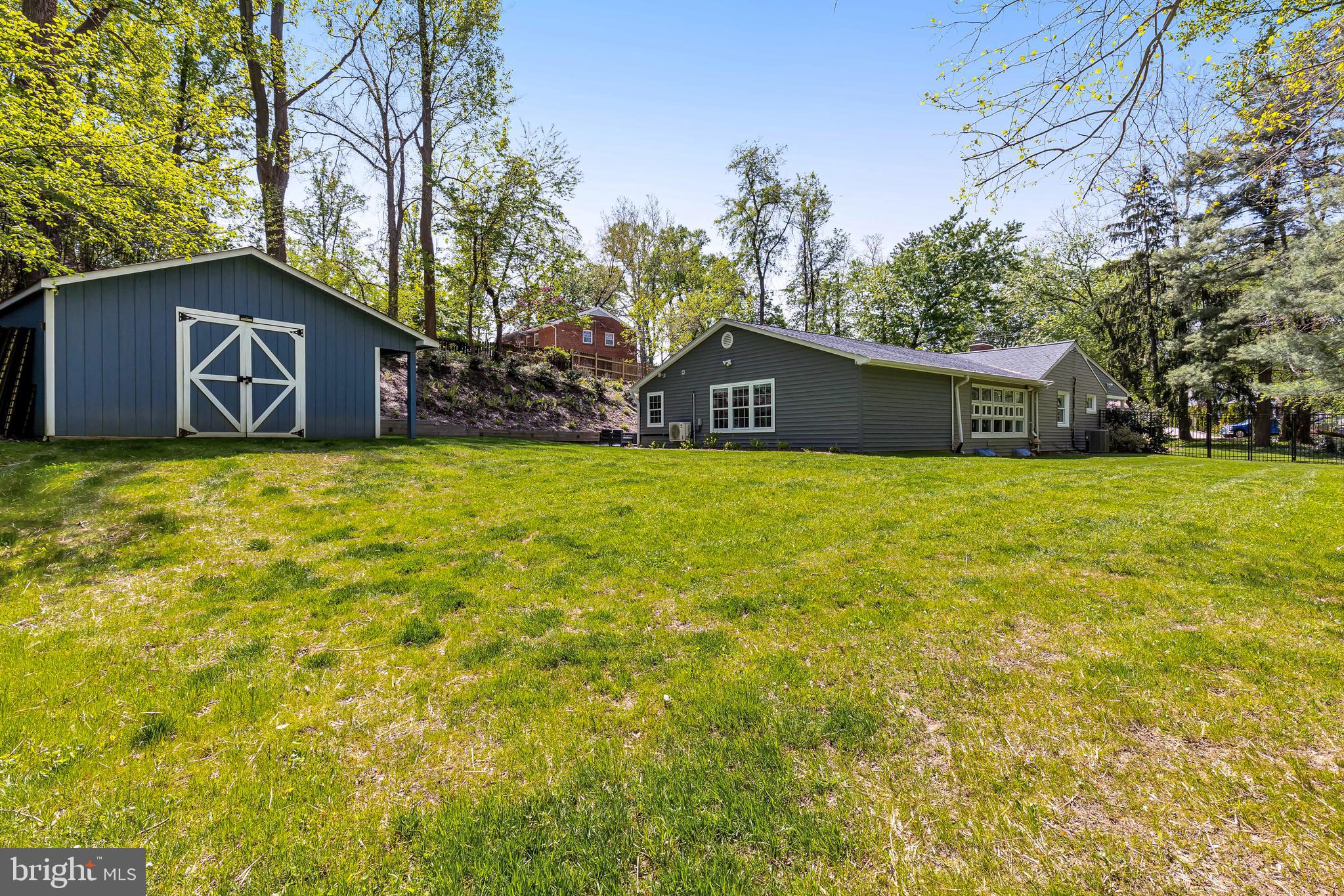 2863 Graham Road Falls Church, VA 22042 - Photo 33 of 35 HUGE 1/2 acre lot
