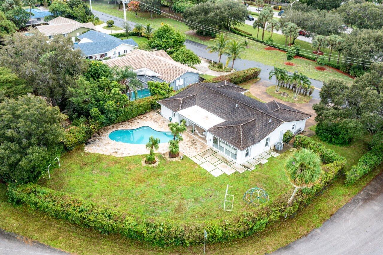 1049 West Palmetto Park Road Boca Raton, FL 33486 - Photo 30 of 33 1049 W Palmetto Park Road