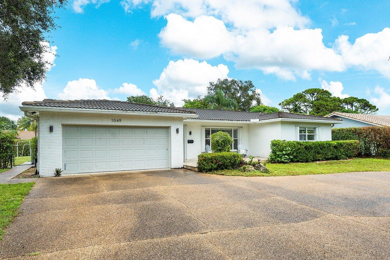 1049 West Palmetto Park Road Boca Raton, FL 33486 - Photo 8 of 33 1049 W Palmetto Park Road