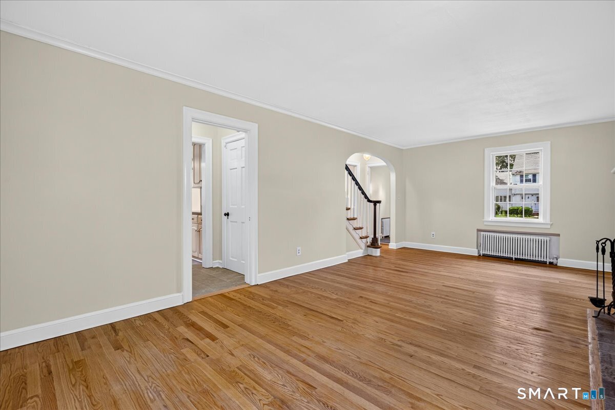 58 Myra Road Hamden, CT 06517 - Photo 6 of 38