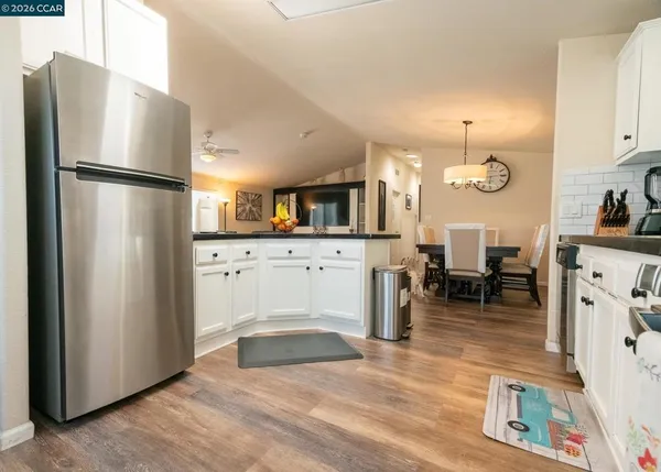 $299,999 | 315 Vía Valencia, Pacheco, CA 94553