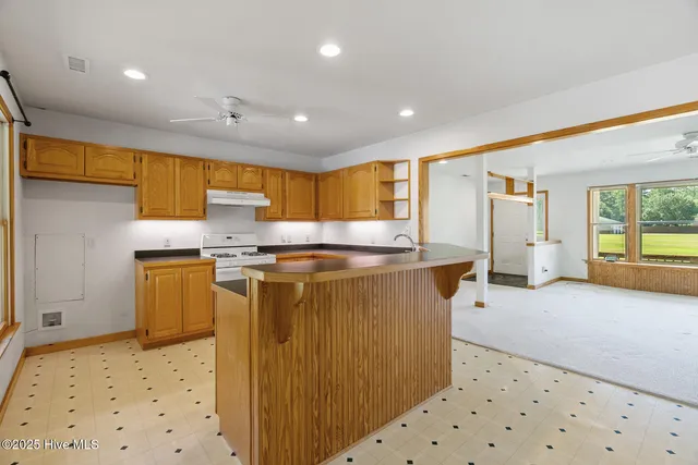 $630,000 | 104 Perry's Way, Grandy, NC 27965