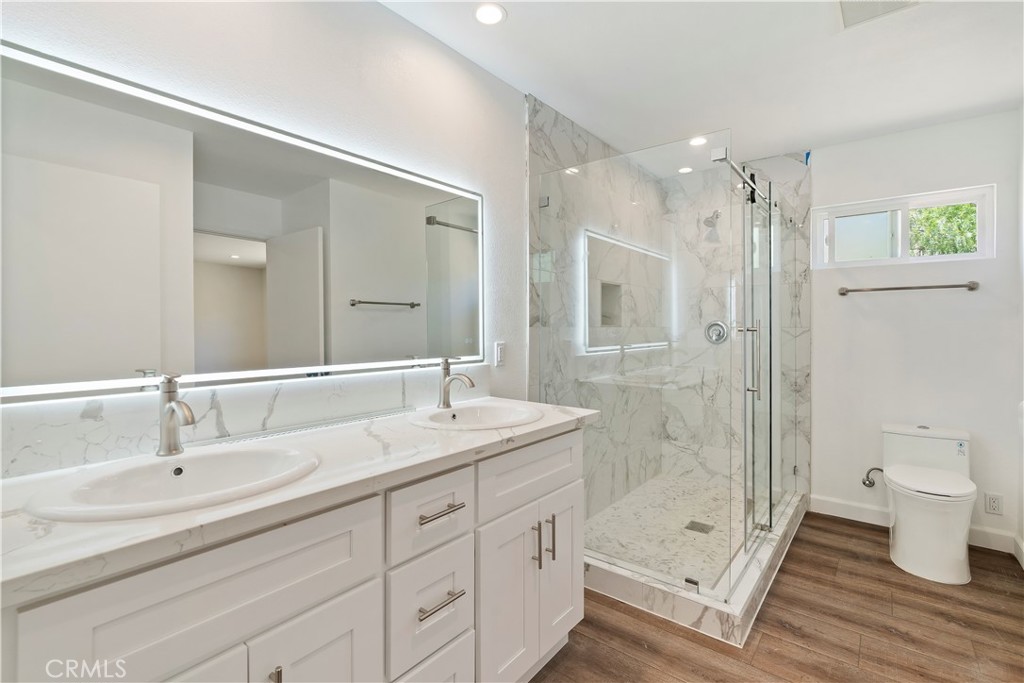 972 Appleton Road Simi Valley, CA 93065 - Photo 19 of 25 Gallery Image 19