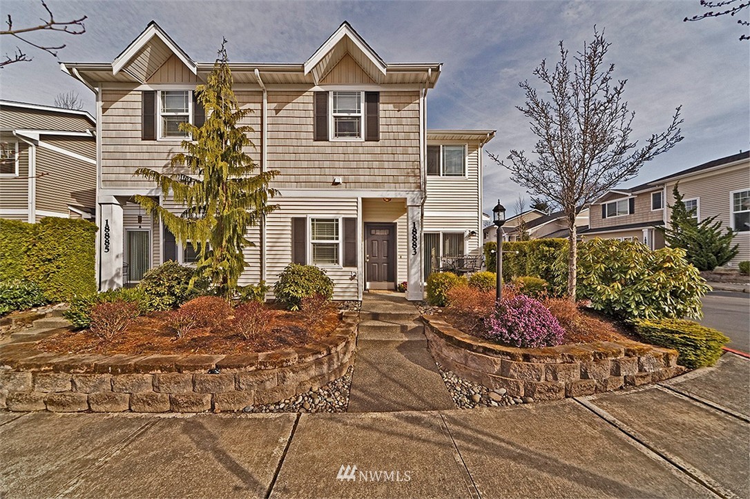 18883 108th Lane Southeast Renton, WA 98055 - Photo 1 of 24 Gallery Image 1