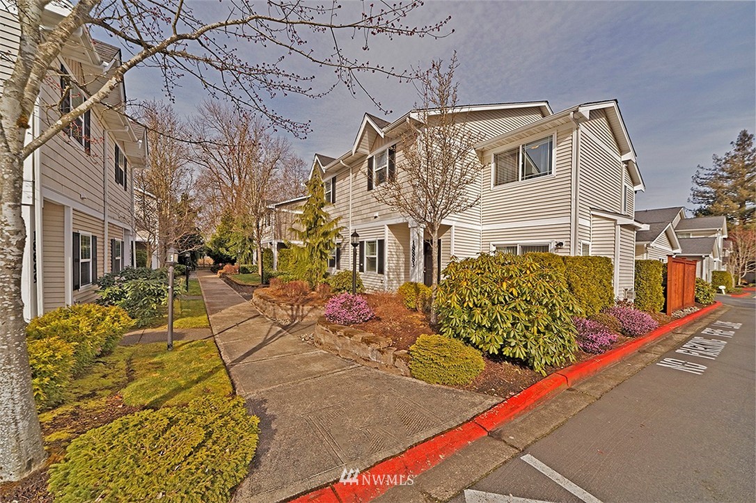 18883 108th Lane Southeast Renton, WA 98055 - Photo 22 of 24 Gallery Image 22