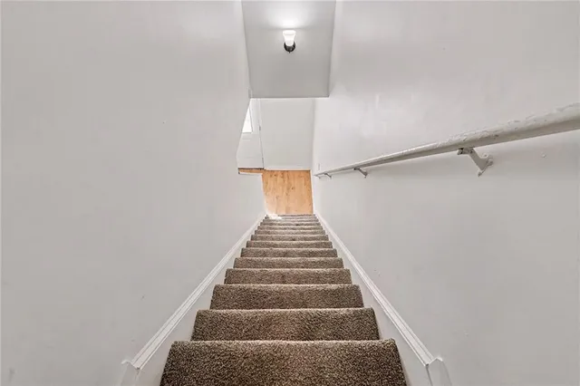 $212,000 | 1942 Grove Way, Hampton, GA 30228