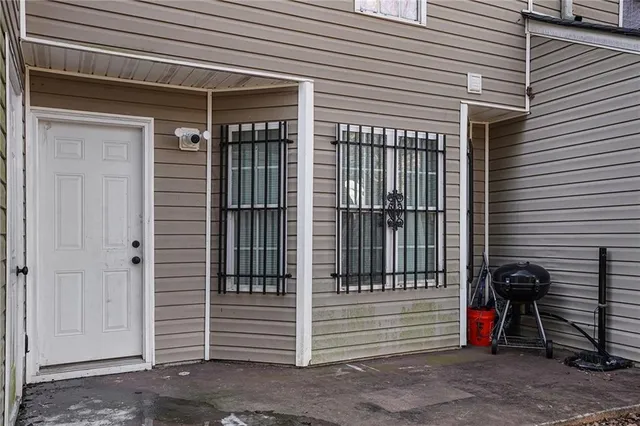 $212,000 | 1942 Grove Way, Hampton, GA 30228