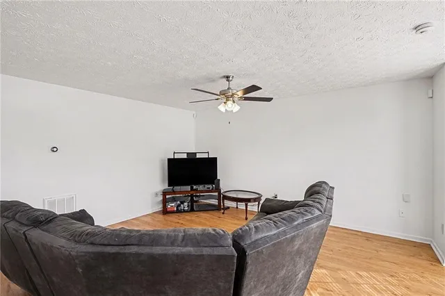 $212,000 | 1942 Grove Way, Hampton, GA 30228