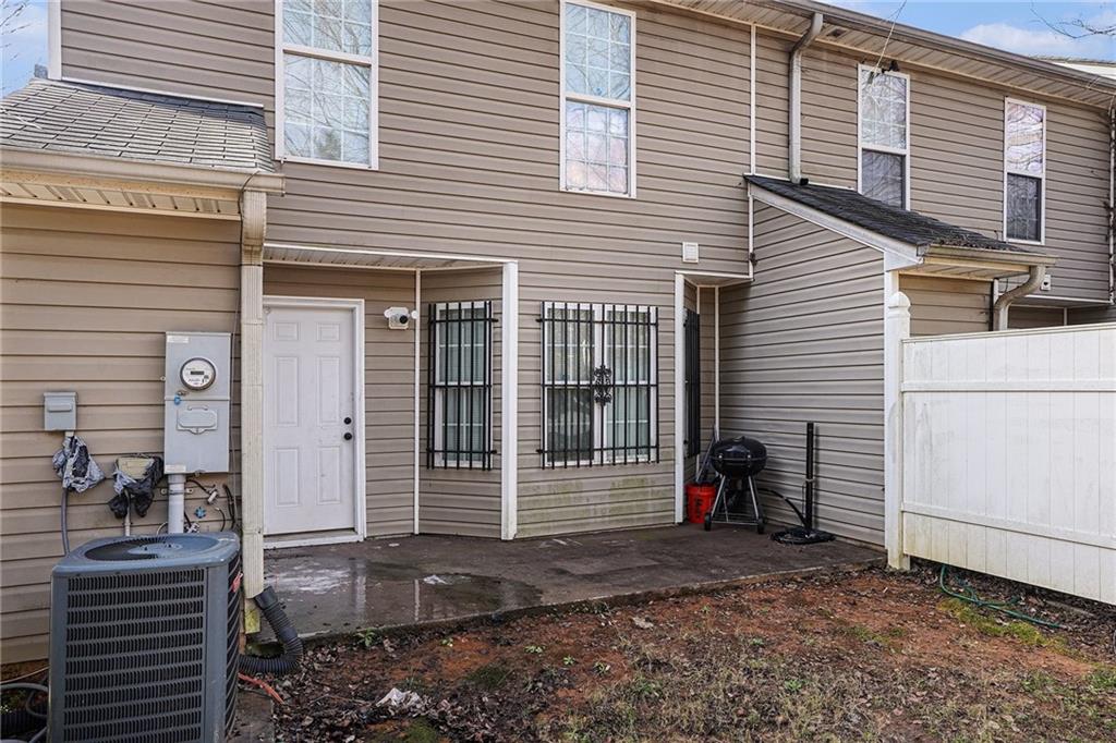 1942 Grove Way Hampton, GA 30228 - Photo 3 of 29