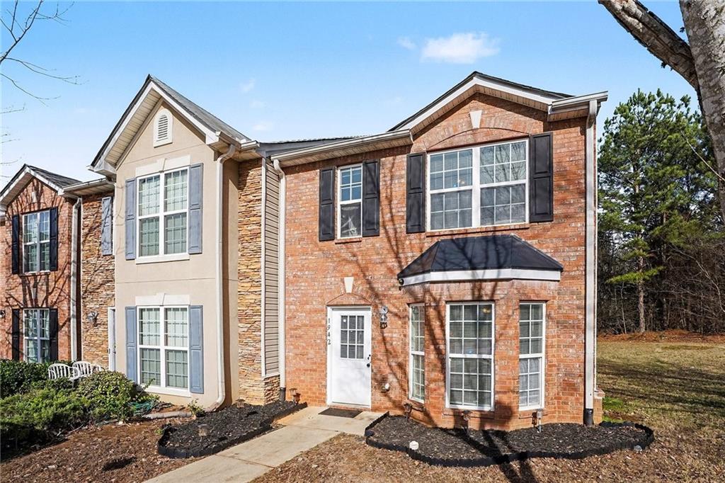 1942 Grove Way Hampton, GA 30228 - Photo 3 of 34