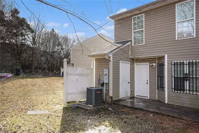 $212,000 | 1942 Grove Way, Hampton, GA 30228