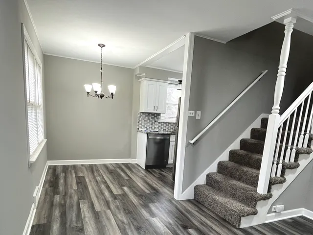 $2,600 | 805 South Norbury Avenue, Lombard, IL 60148