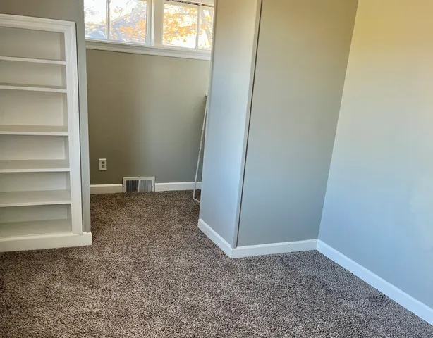 $2,600 | 805 South Norbury Avenue, Lombard, IL 60148