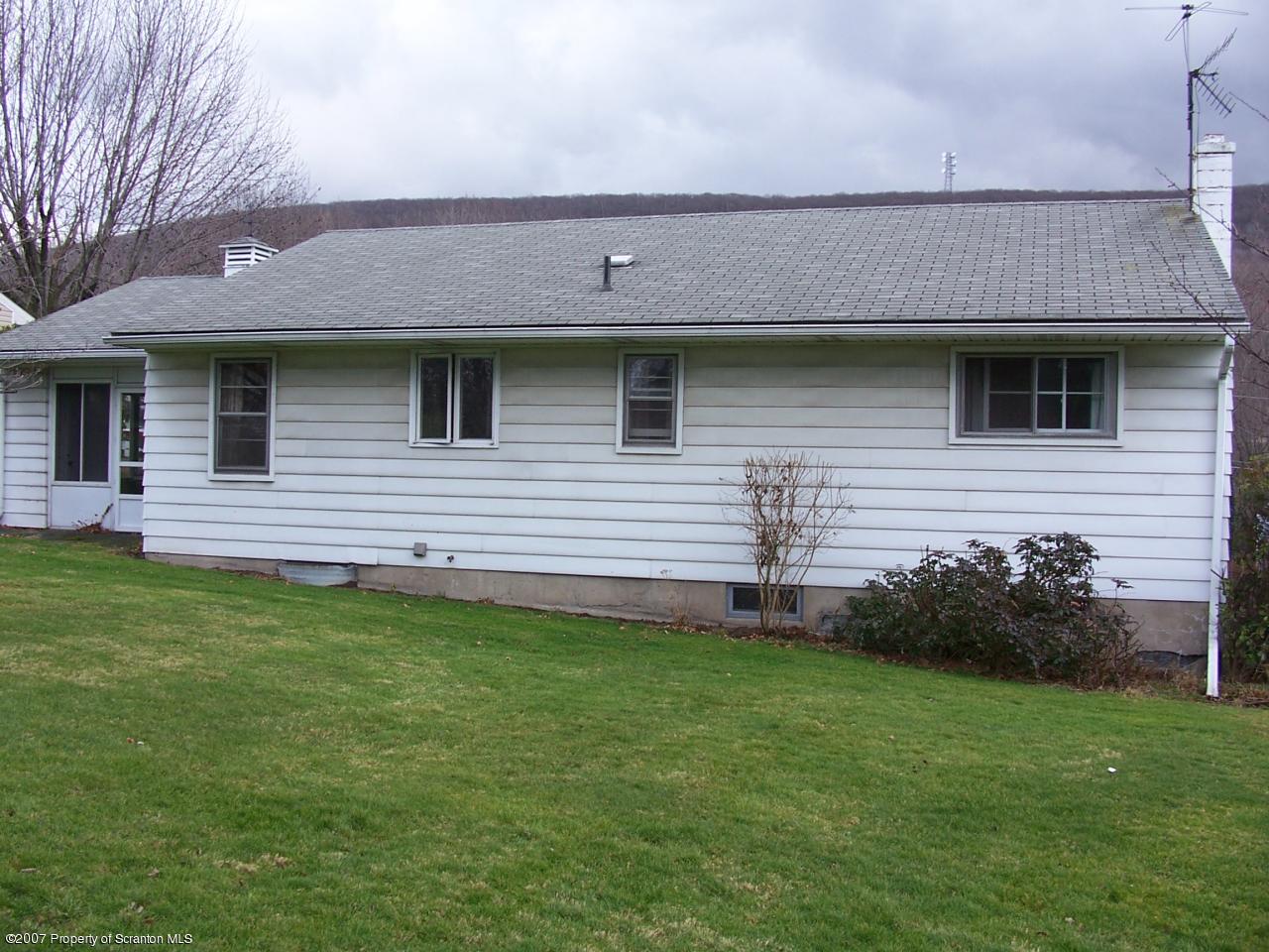 703 Dragon Road Clarks Summit, PA 18411 - Photo 2 of 8 Gallery Image 2
