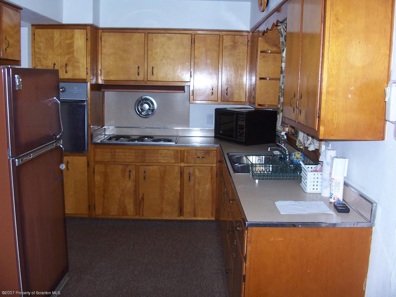 703 Dragon Road Clarks Summit, PA 18411 - Photo 3 of 8 Gallery Image 3