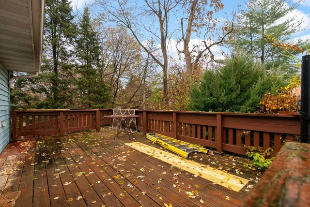 $349,900 | 1713 East Howard Drive, Edgerton, WI 53534