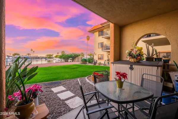 $270,000 | 10330 West Thunderbird Boulevard, Unit C114, Sun City, AZ 85351