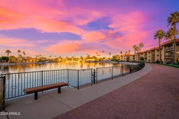 $270,000 | 10330 West Thunderbird Boulevard, Unit C114, Sun City, AZ 85351
