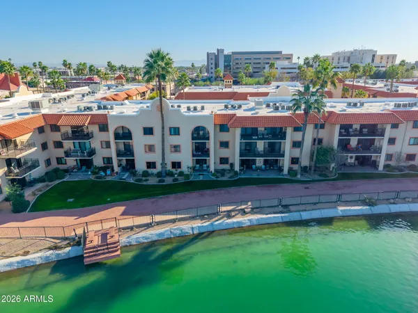 $270,000 | 10330 West Thunderbird Boulevard, Unit C114, Sun City, AZ 85351