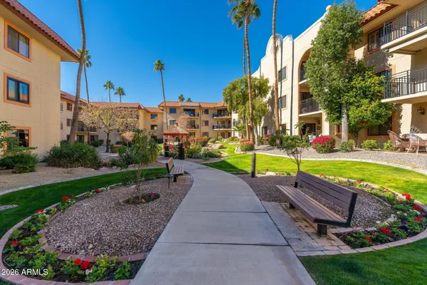 $270,000 | 10330 West Thunderbird Boulevard, Unit C114, Sun City, AZ 85351