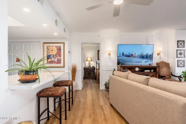 $270,000 | 10330 West Thunderbird Boulevard, Unit C114, Sun City, AZ 85351
