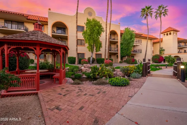 $270,000 | 10330 West Thunderbird Boulevard, Unit C114, Sun City, AZ 85351