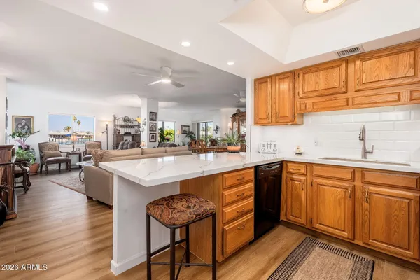$270,000 | 10330 West Thunderbird Boulevard, Unit C114, Sun City, AZ 85351