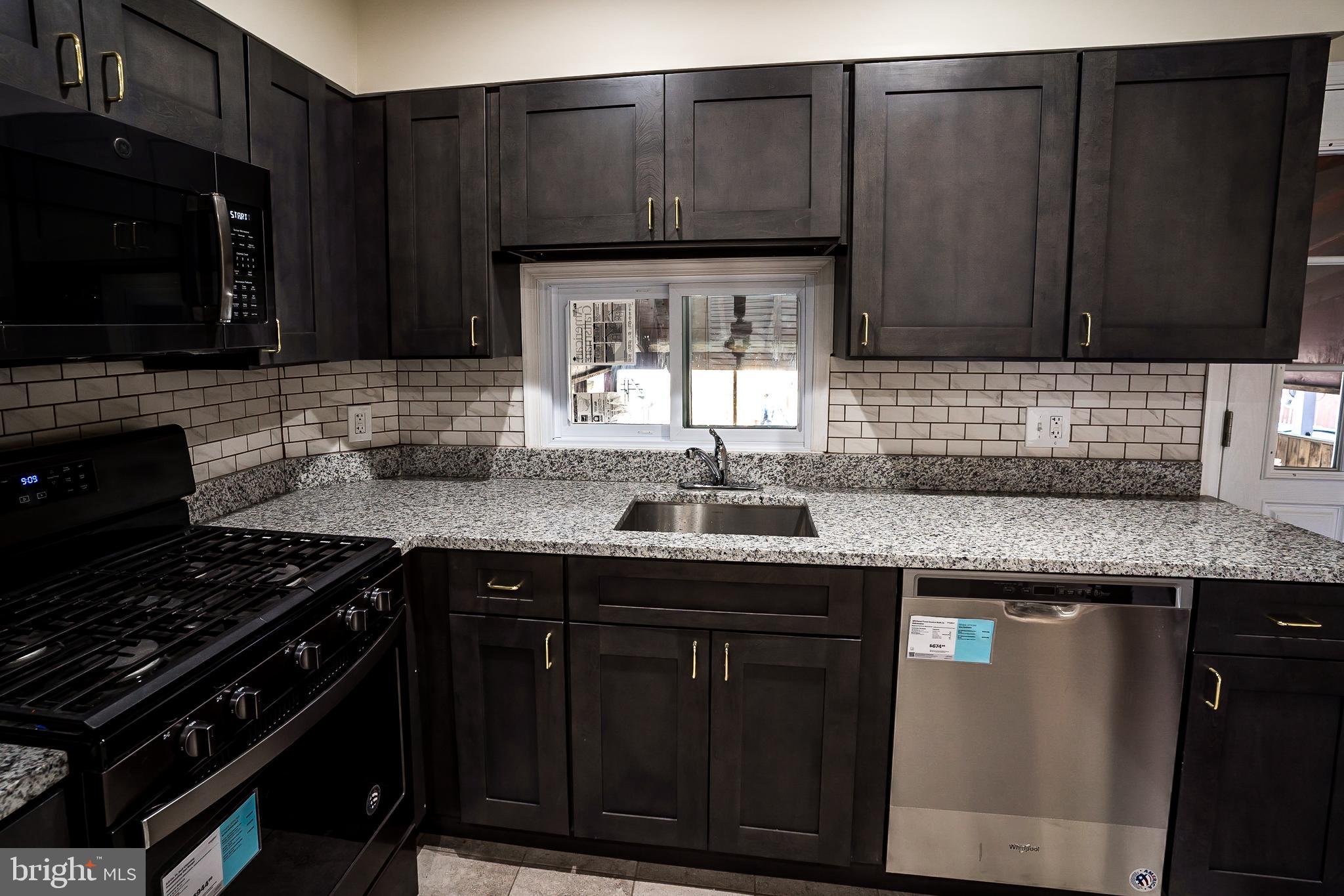 1685 Poles Road Essex, MD 21221 - Photo 5 of 42