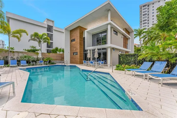 $2,050,000 | 3030 North Ocean Boulevard, Unit S101, Fort Lauderdale, FL 33308