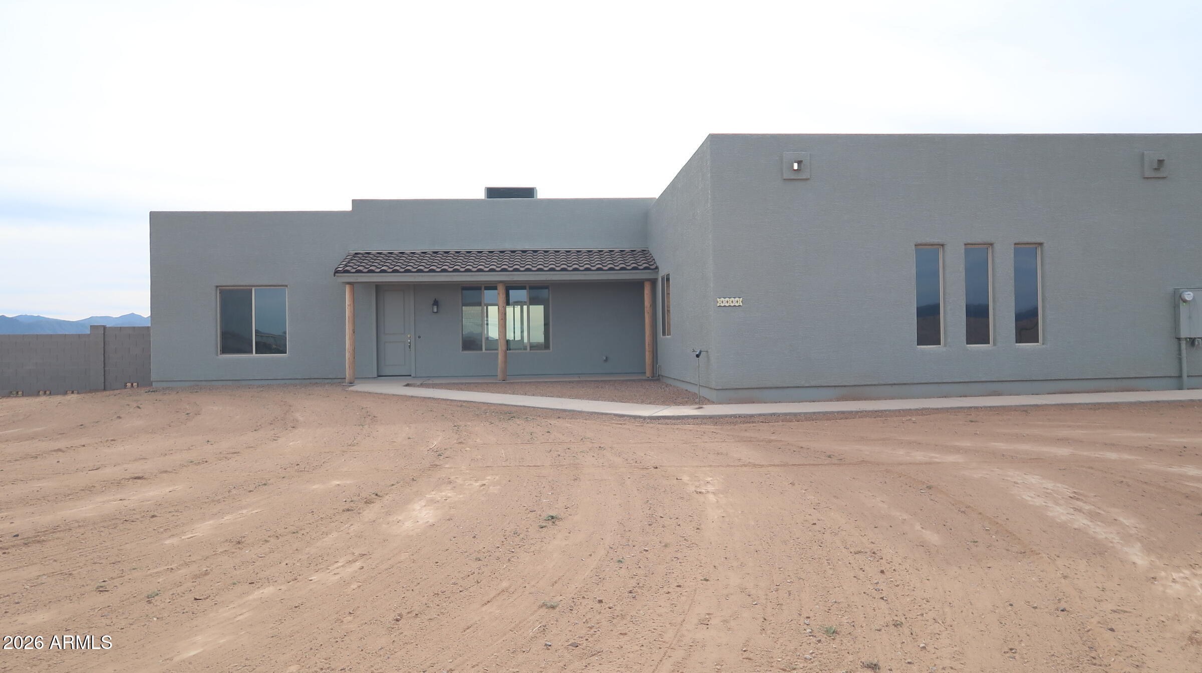 23131 West Skinner Road Wittmann, AZ 85361 - Photo 4 of 48 front view of a house with a stove