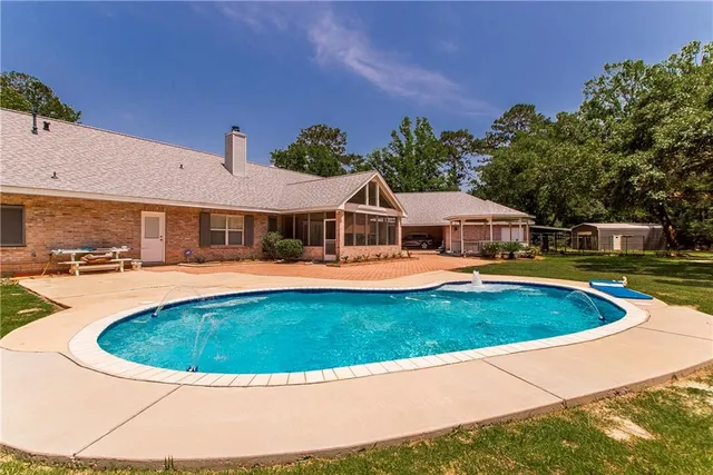 $845,000 | 6 Rene Court, Mandeville, LA 70471