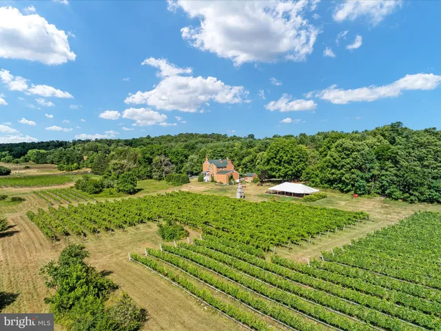 $759,900 | 131 Chanterelle Court, Stephens City, VA 22655