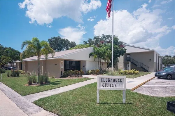 $1,800 | 3815 North Oak Drive, Unit G11, Tampa, FL 33611