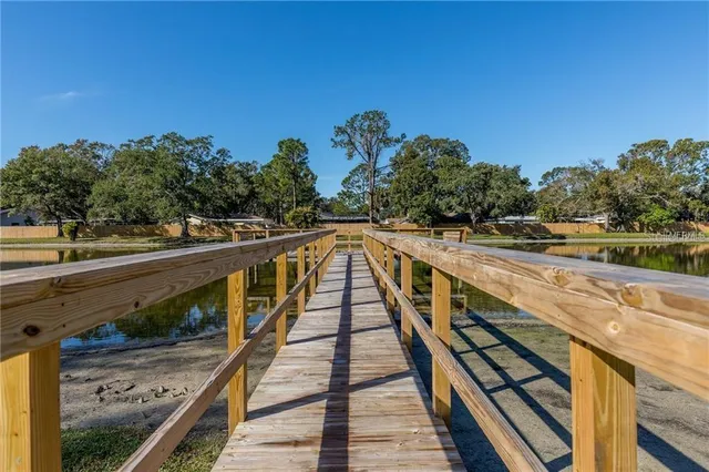 $2,200 | 3815 North Oak Drive, Unit G11, Tampa, FL 33611