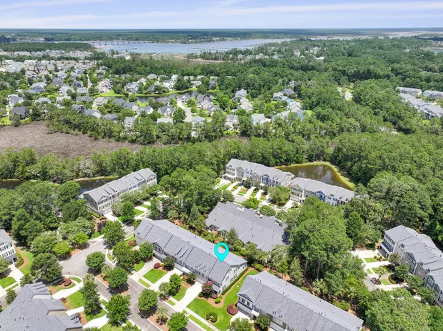 $709,000 | 132 Fresh Meadow Lane, Mount Pleasant, SC 29466