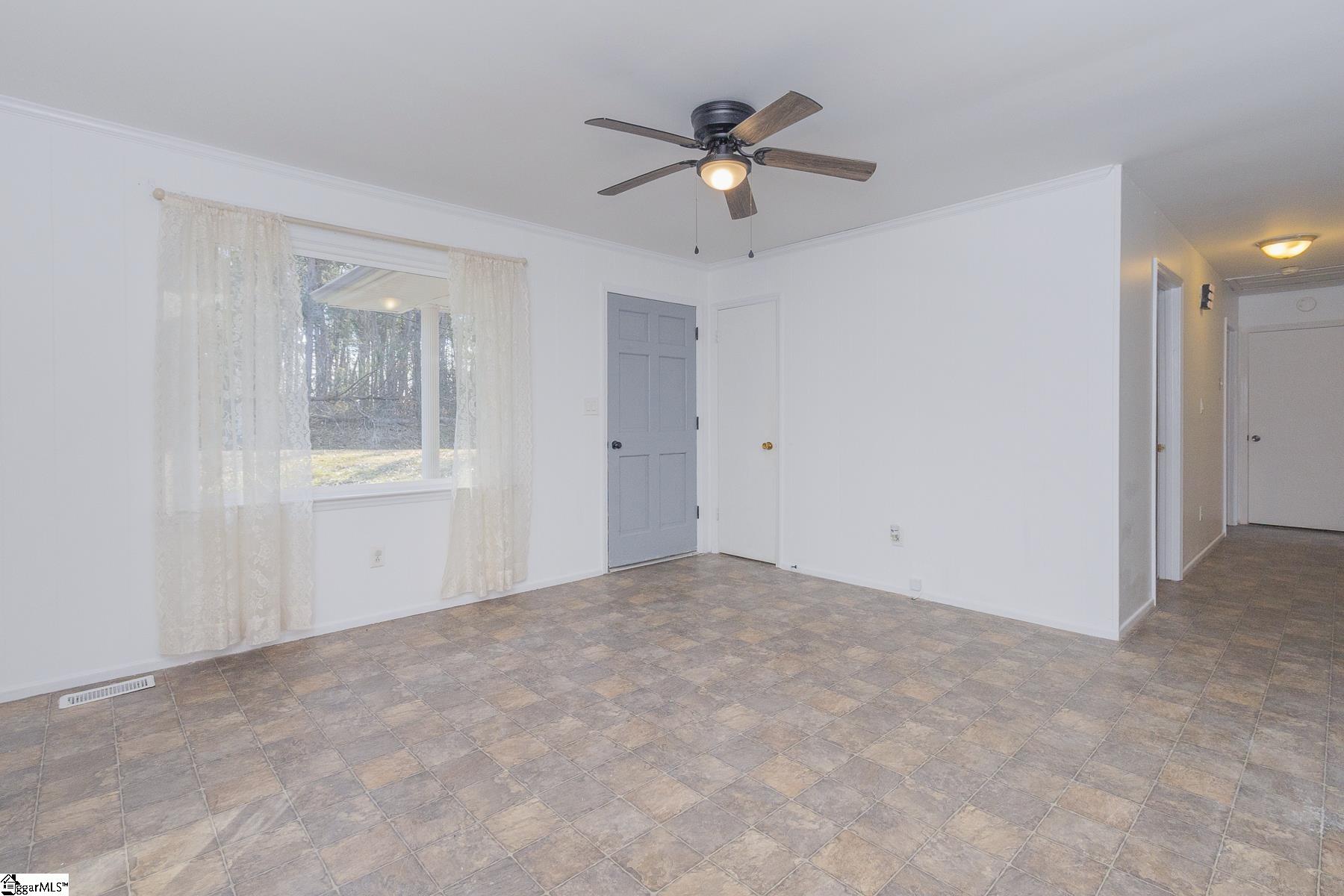1108 Knox Road Anderson, SC 29625 - Photo 9 of 40 Gallery Image 9