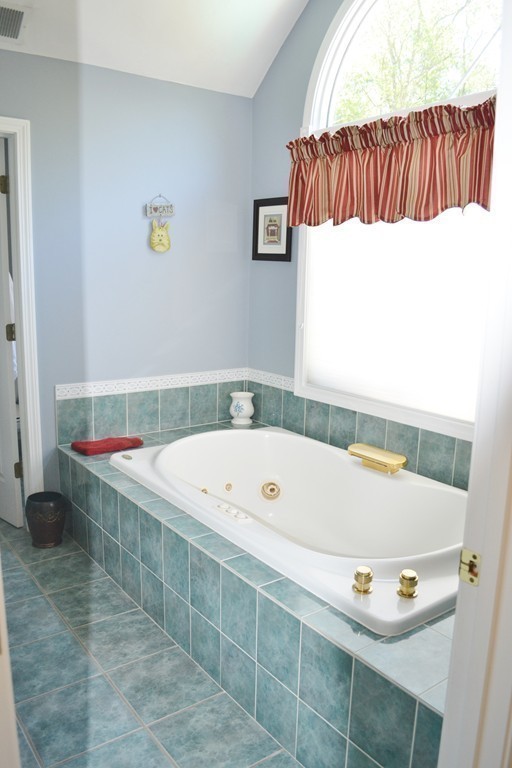 4 Stanley Road Norton, MA 02766 - Photo 17 of 27