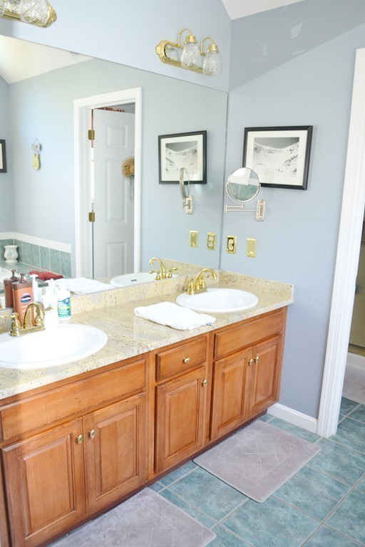 4 Stanley Road Norton, MA 02766 - Photo 18 of 27