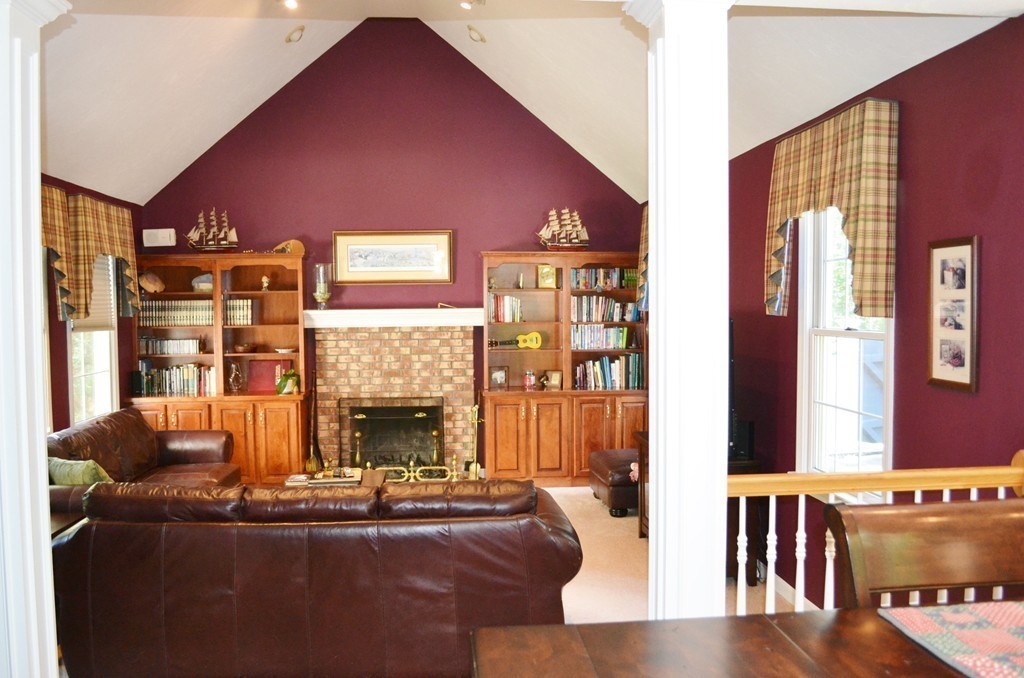 4 Stanley Road Norton, MA 02766 - Photo 5 of 27