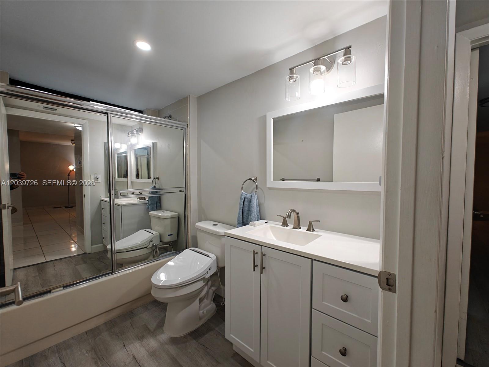601 Ives Dairy Road, Unit 1018 Miami, FL 33179 - Photo 9 of 16